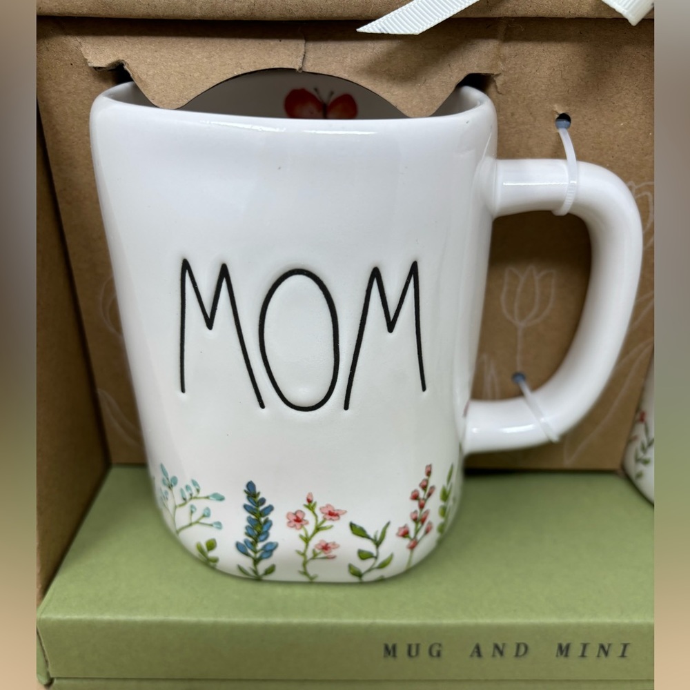 Rae Dunn MOM & MINI Mug Gift Set White with Flowers & Butterflies Black LL New - Picture 3 of 4